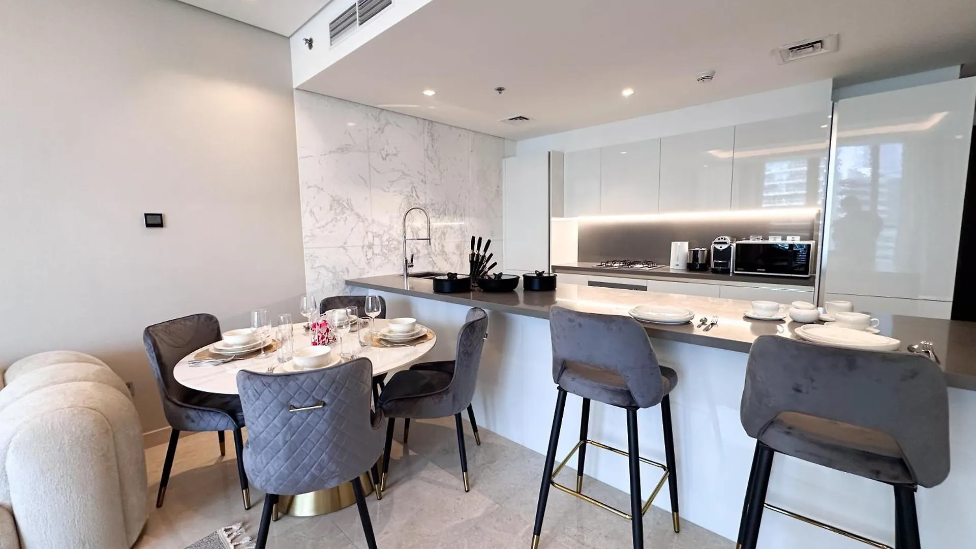 아파트 Chic 1-Bedroom In Sterling Tower, Downtown Stay - 17Ab05 두바이